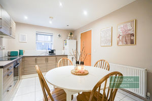 Photo 18- click for photo gallery